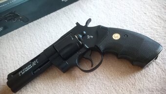 CO2 Revolver - 7