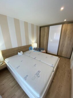 Prenájom 3-izb.byt, centrum PB, klíma,kompl. rekonštrukcia,l - 7