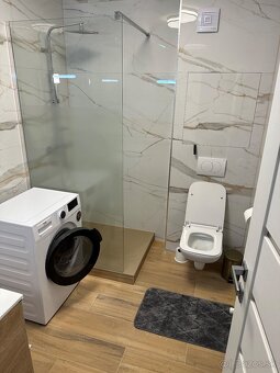 Greenside moderný 1,5-izbový byt s parkovacím miestom - 7