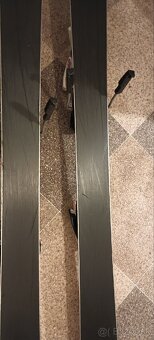 Dievčenské carving lyže Atomic 140 - 7