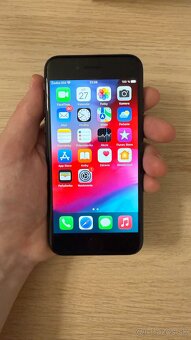 iPhone 7 128 GB Čierny - 7