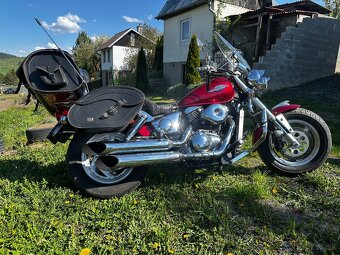 Suzuki VZ800 Marauder - 7
