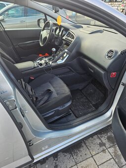 PEUGEOT 3008, 2.0HDI,110KW - 7