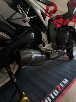 Honda CBR 1000RR fireblade - 7