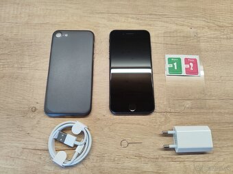 Apple iPhone SE 2020 (2nd gen) - ako nový / v záruke - 7