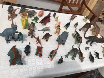 Figúrky dinosaurov - 7