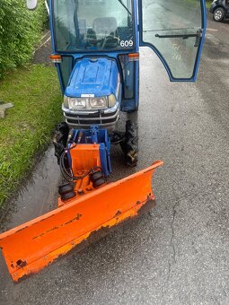 Malotraktor Iseki - 7
