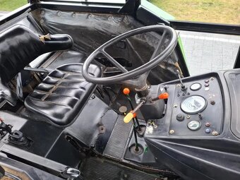 John Deere 2030 všetko mechanické - 7