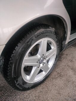 Predám Volvo V50 2.0tdi 100kw rok 2008 - 7