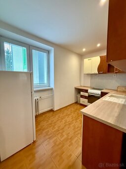 Na prenájom zariadený 3i byt vo Vrbovom - 7