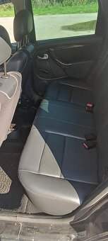 Dacia Duster benzín 1,6 r.v 2012 - 7