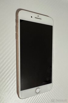 iPhone 8 Plus 64 GB, Zlatý + Obal + Kryt + Držiak do auta - 7