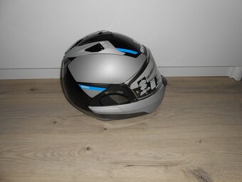 Predam krasnu novu moto prilbu znacky SHARK EVO GT SEAN - 7