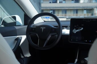 Tesla model Y -long range -dual motor -79xxx km - 7
