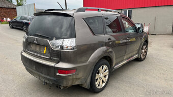 Mitsubishi Outlander 2.2DI-D4 N14 Na náhradní díly 4x4 - 7