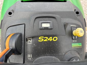 John Deere S240 - 7
