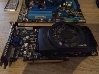 ASUS M4A785TD-M EVO + PHENOM II X4 955 + CHLADIČ + GRAFIKA - 7