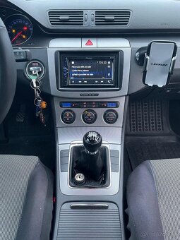 Volkswagen Passat b6 2.0 103kw - 7