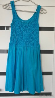 Predam lacno velky balik oblecenia velkost S - 7