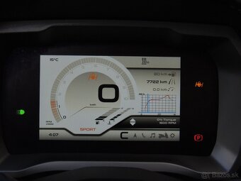 PIAGGIO MP3 530 HPE 2024 ABS ASR SPIATOČKA,,B"vodičák - 7