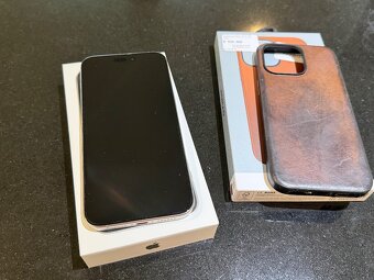 Apple iPhone 15 Pro Max 1TB, Natural Titanium - 7