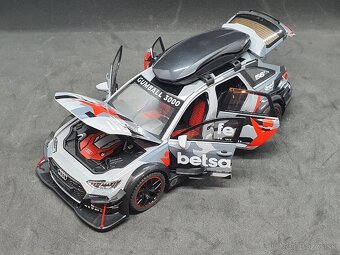 Audi RS6 1:24 - 7