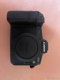 Canon eos R - 7