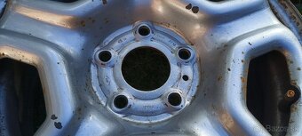 Dacia Duster plechové disky 5x114,3 R16 pukličky, skrutky - 7