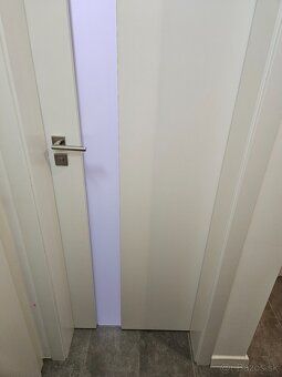 Vysoké interiérové dvere so zárubňami - 7
