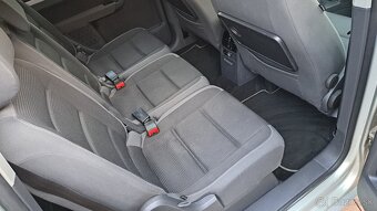 Volkswagen Touran 2.0 TDI Xenon - 7