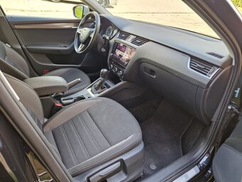 Octavia Combi 2,0 TDI Scout 135kW 4x4 Full LED Top stav - 7