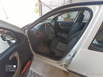 Dacia SANDERO 1,4 MPI 1. majiteľ - 7