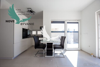 Apartmán s bazénom a dvorom v Chorvátsku na ostrove Vir - 7