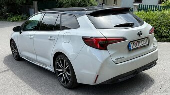 Toyota Corolla MY25 - 2.0 Hybrid GR SPORT / JBL - 7
