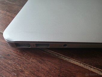 Apple MacBook Air 13 Early 2011 Core i-5 - 7