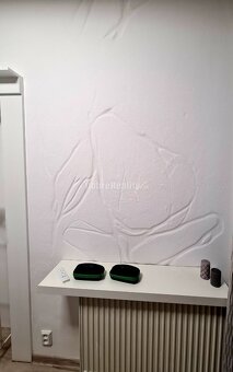 Dobré reality-na prenájom dobre viditeľný priestor na prízem - 7