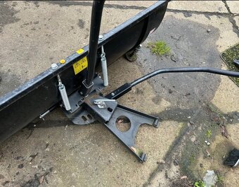 Traktorová kosačka Castelgarden xt190hd 18,5HP - 7