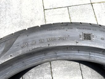 275/40 R22 Pirelli letne - 7
