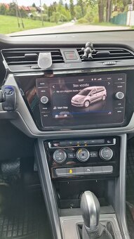 Volkswagen Touran - 7