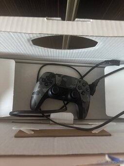 Sony Playstation 5 - 7