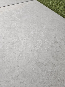 Terasová 2cm dlažba terče 60x60, vzhľad brúsený betón - 7