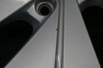 ORIGINÁLNÍ ALU KOLA VW GOLF BELMONT R17 - 7