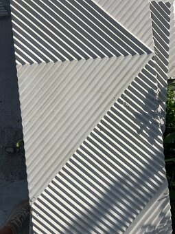 Predám betónové plotové platne a stĺpy - 7