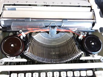 Písací stroj CONSUL – ako nový - 7