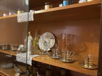 Staré/starožitné poháre, sošky, žehlička - 7