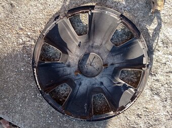 Puklice Renault Dacia VW Škoda - 7