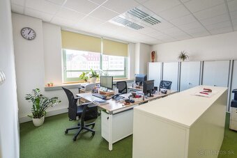 Kancelárske priestory na Námestí SNP, v blízkosti Kamenného  - 7