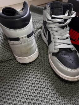 Jordan 1 retro high 38.5 - 7