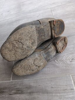Nemecký vojenský batoh-teľacina, vojenské boty - 7