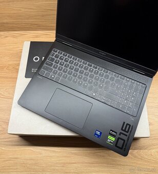 HP OMEN MAX 16 Gaming Laptop - 7